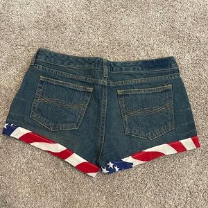 Abercrombie and Fitch patriotic shorts